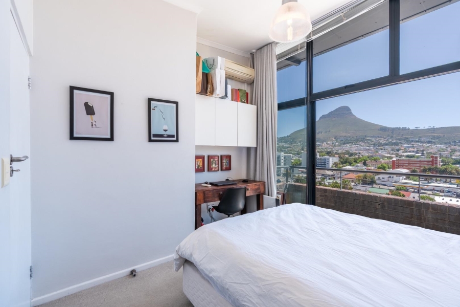 2 Bedroom Property for Sale in Gardens Western Cape